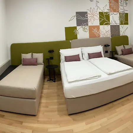 House Of Bruno Apartments - Only Self Check-In Trente Buitenkant foto