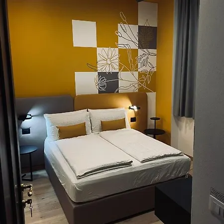 House Of Bruno Apartments - Only Self Check-In Trente Buitenkant foto