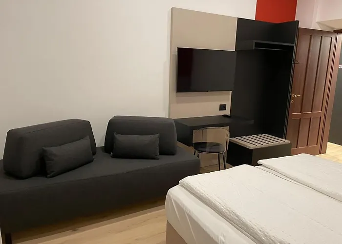 House Of Bruno Apartments - No Reception